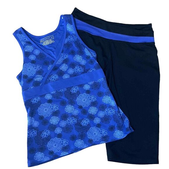Tek‎ Gear Blue Floral, Matching Capris Work Workout Set Top Size M Bottom Size S - Picture 1 of 9